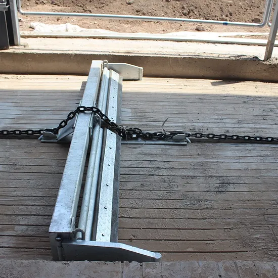 Intelligent Scraper Cow Manure Removal System for Small-Scale Ranches