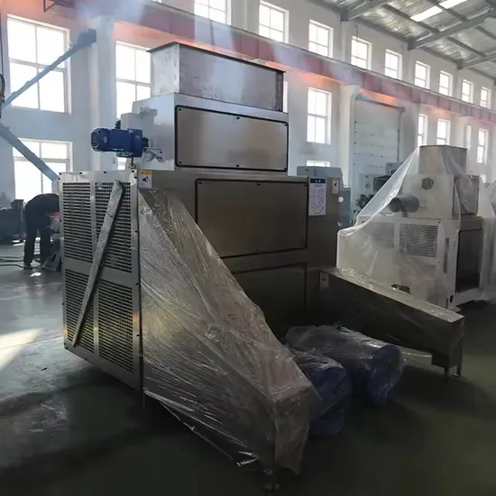 Grosper Eco-Friendly Corn Crusher Flaking Mill Machine Flaker C2580, Blue Sky Guardian, Premier Choice for Green Agricultural Upgrade