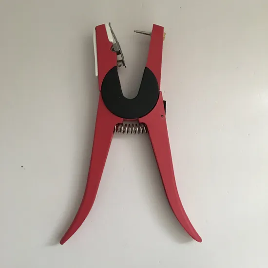 Wholesale Animal Farm Equipment Livestock Ear Tag Applicator