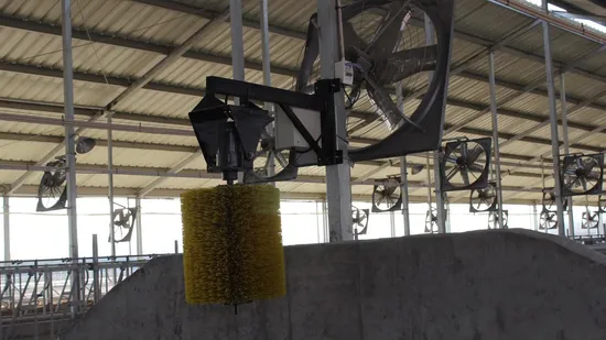 Electric Livestock Machinery Agricultural Machinery Cow Body Cleaning Brush