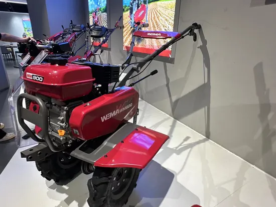 Weima Tiller Wmx900 Multi-Functional Agricultural Machinery Gasoline Farm Machine 4.3kw Cultivator Crawler Tractor Powered Tiller