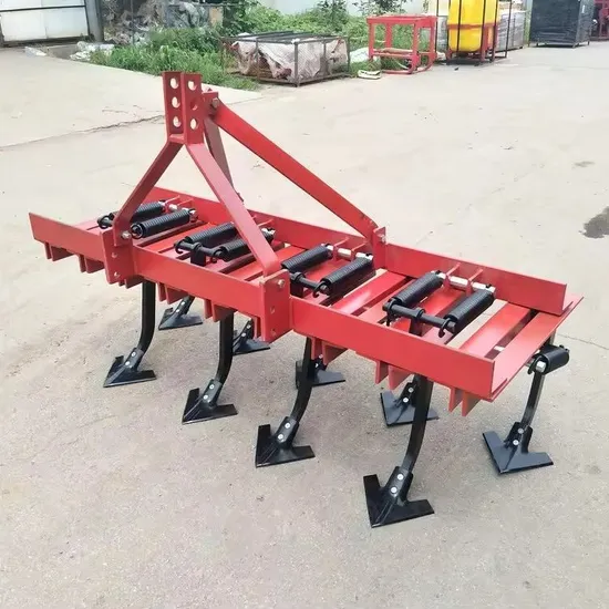 3zt-1.0 Tractor Three-Point Suspension Connected to Agricultural Cultivator