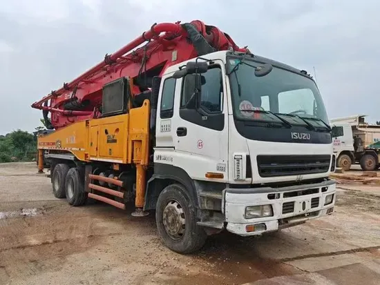 Used 2013 Trinity 37 M 42 M 49 M 52 M Concrete Pump Truck
