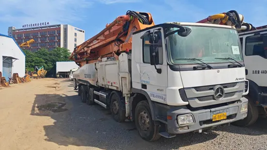 2013 Zoomlion Benz 52m Concrete Pump Used