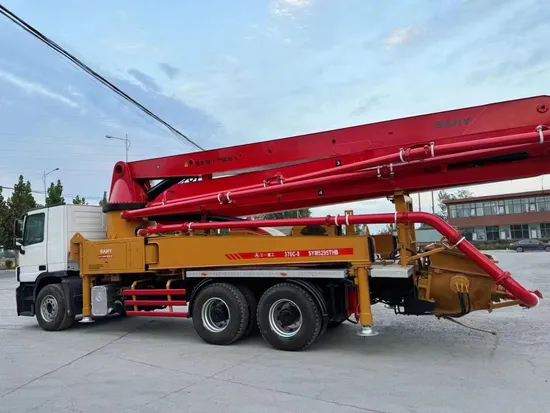Used Concrete Pump Truck 37 M Installed on Mercedes for Sale
