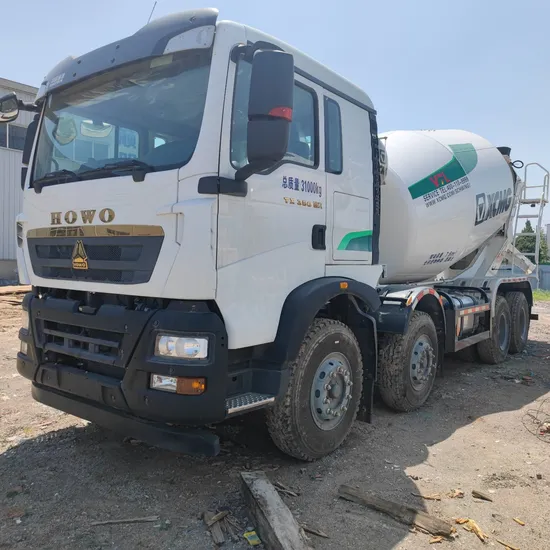 90% New Second-Hand Xg 4 Bridges 12 Square Meters Concrete Mixer Truck
