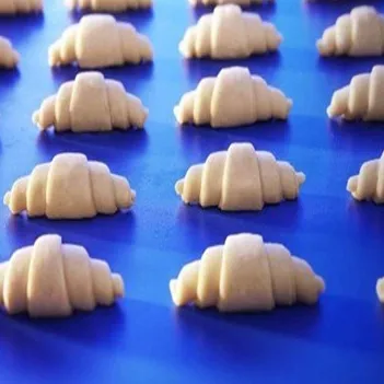 Croissant Bread Production Line with Dough Lamination Function