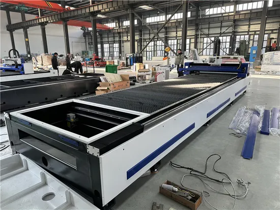 CNC Enclosed 3kw Dual Palllet 3000X1500 mm Fiber Laser Cutting Machine