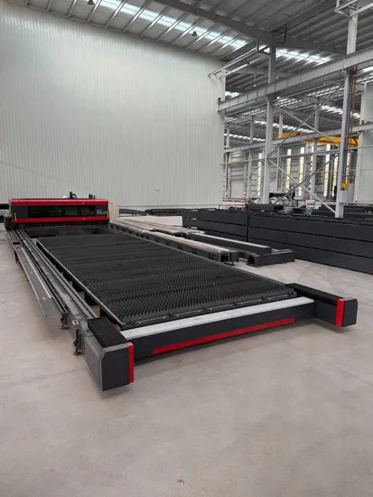 Ground Rail Fiber Laser Cutting Machine with Large Working Format for Cutting CS Ss Al Galvanized Metal Sheets Fabrication