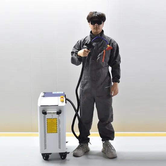Pulse Laser Cleaning Machine Paint Removal Wood Metal Graffiti Stripping 300W