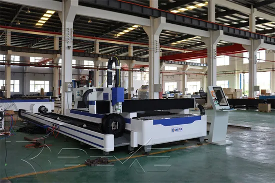 OEM CNC Sheet and Tube Metal Cutting Machine 3000W Fiber Laser Cutter