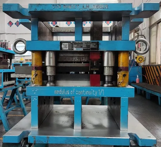 Metal Stamping Die/Progressive Die/Punch Die for Home Appliances. Metal Stamping Die/Progressive Die/Punch Die for Air Conditioner Tube Sheet