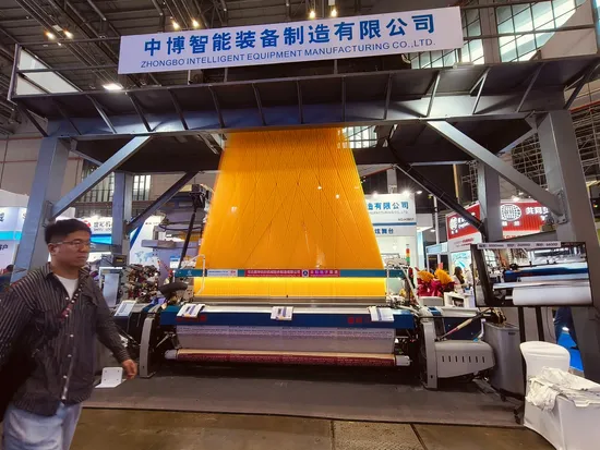 Decoration Fabric Sari Fabric Jacquard Loom High Speed Rapier Loom Weaving Machine Weaving Loom Matched with Jacquard Hook 380cm 420cm Running Speed 350rpm