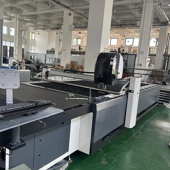 New Custom Industrial Use CNC Automatic Feeding Nonwoven Fabric Cutting Machine