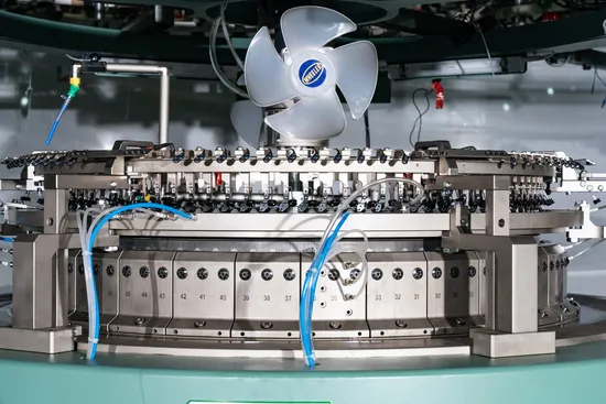 Leadsfon Modern High Performance Single Side Circular Carpet Knitting Machine Computerized