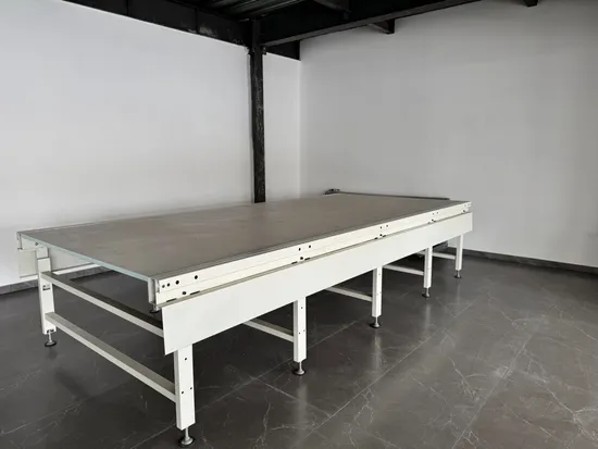 Efficient Air-Float Spreading Table for Automatic Fabric Handling and Blowing