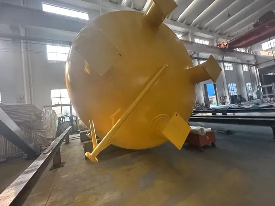 High-Capacity Industrial Storage Tank for Efficient Liquid Management