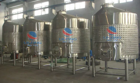 Stainless Steel Jacketed Liquor Storage Tank with Side Manhole