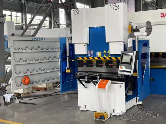 Hydraulic Press Brake Machine with Adjustable Blade Gap and Custom Blade Length