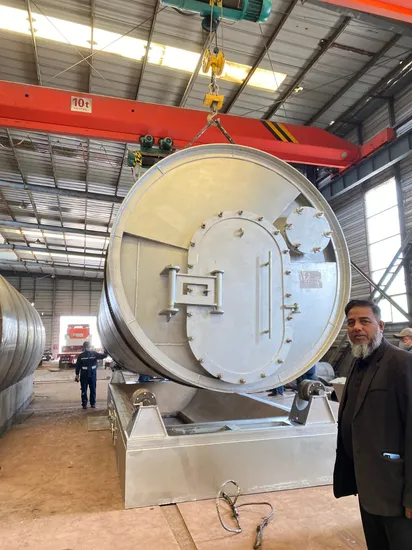 Environmentally Friendly Waste Tyre Pyrolysis Plant /Plastic to Oil /Convert Waste Tyre to Fuel Oil 2800-6000 Environmentally Friendly Waste Tyre Pyrolysis Plant /Plastic to Oil /Convert Waste Tyre to Fuel Oil 2800-6000