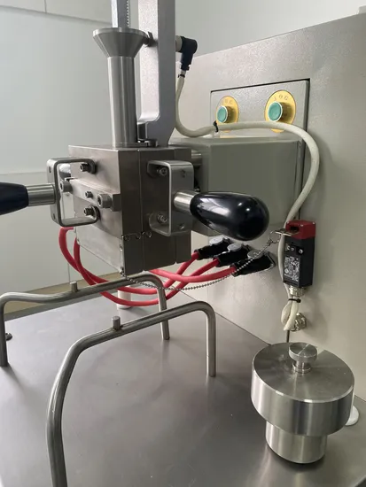 Laboratory Scale Compact Closed Type Banbury Mixer for Rubber and Plastic Testing Applications