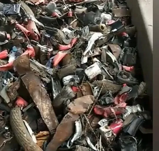 ISO Approval General Plastic Bucket Plank Board and Rubber Block Double Shaft Shredder