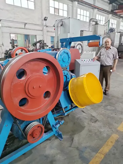 Efficient Waste Tire Recycling Machine with Rubber Chips Cutter, Rubber Block Cutter