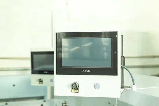 Single Head Four Weighing Scales Automatic High Speed Down Jacket Filling Machine