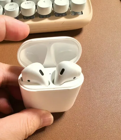 Air 2 in-Ear Headset with Noise Cancelling Technology