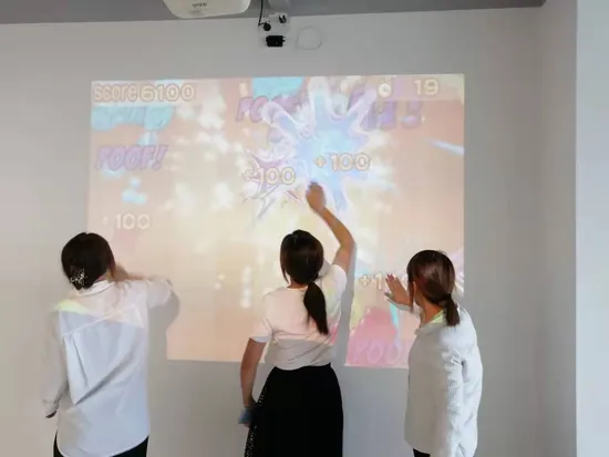 Less Than 30ms Latency Interactive Projection Game Software for Wedding, Amusement Park, Children Entertainment