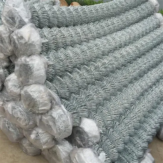 Chain Link Fence/Galvanized Chain Link Fence/PVC Chain Link Fence/ Cyclone Wire Mesh/Diamond Wire Mesh Fence