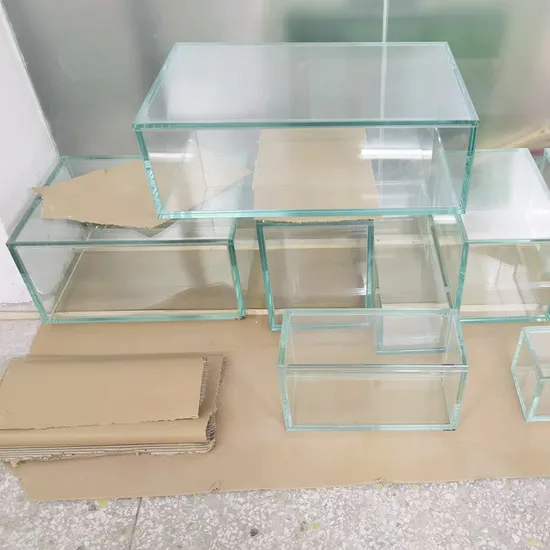 Wholesale 3-19mm Thickness Large Size Ultra-White Glass Low-Iron Glass Building Glass for Decorative Home