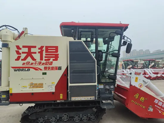 World 4 Rows Crawl Type Corn Harvester with Best Price