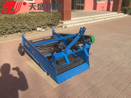 China Multifunctional Potato Digger Carrot Peanut Tro Grlic Onion Harvesting Machine Two Rows Potato Harvester
