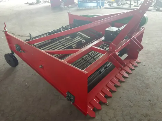 Potato Harvesting Machine Tractor Farm Machinery Harvest Mini Machine
