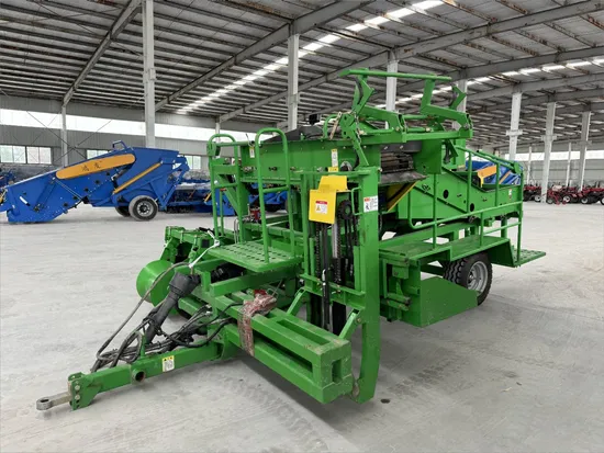 Automatic Farm Combine Harvester for Potatoes Garlic with Bagging Function