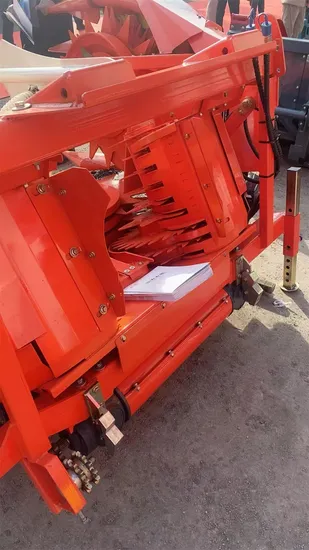 Farm Machine Folded Silage Cutting Table with 4.5 Meter Working Width