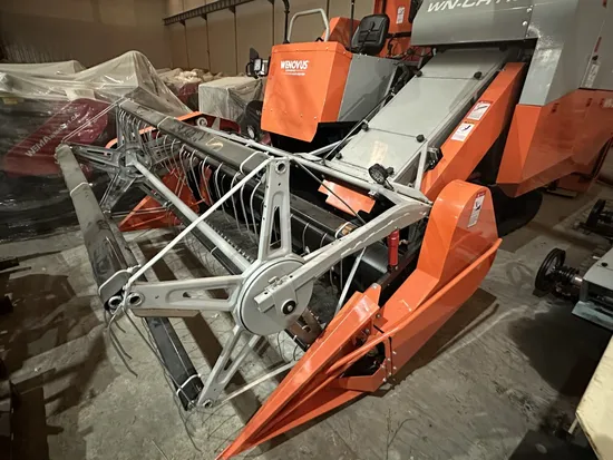 China Wenovus Wn-CH110 Farm Machinery Comfort-Focused Operator Cabin Fast-Track Crop Transporter Ergonomic Operator Cab Large Field Specialist
