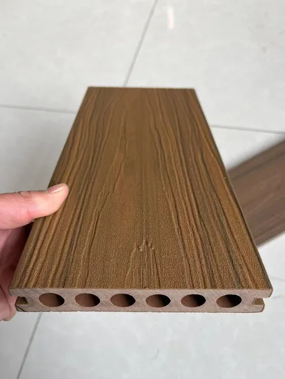 Multifunctional WPC Flooring, Suitable for Pool Peripheries WPC Decking/WPC Floor
