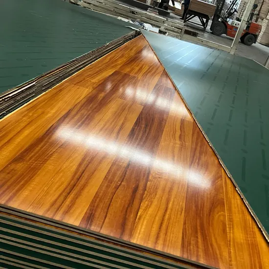8mm 12mm Indoor HDF Laminate Flooring Crystal AC5