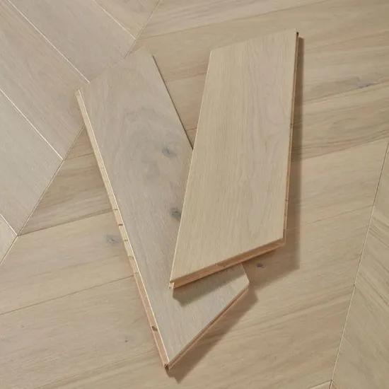 Moisture Resistant Sawn Cut Chevron Fishbone Floor Solid European White Oak Engineered Wood Flooring