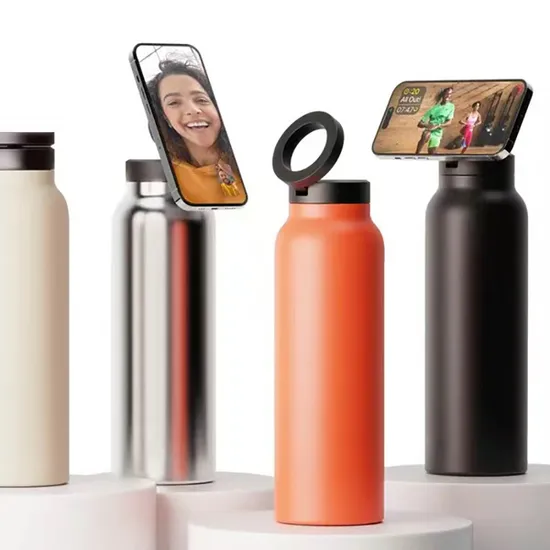 Custom Logo 720ml Gym Water Bottle 24oz Double Wall Steel Water Bottle with Magnetic Ring Phone Holder Magnetic Lid Insulated Thermos Flask