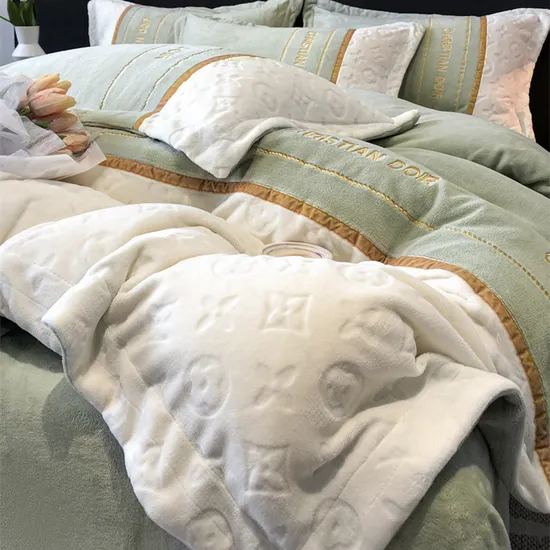 Milk Velvet Carved Velvet Embroidered Four-Piece Set Advanced Quilt Cover in Winter