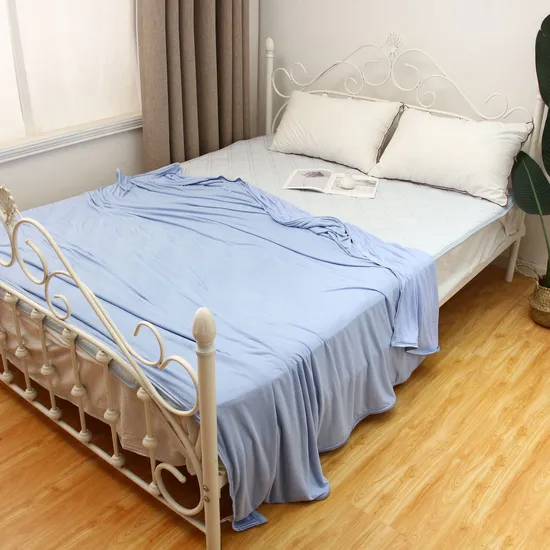 Wholesale Summer Cooling Throw Blanket for Hot Sleepers with Ice Cold Feeling