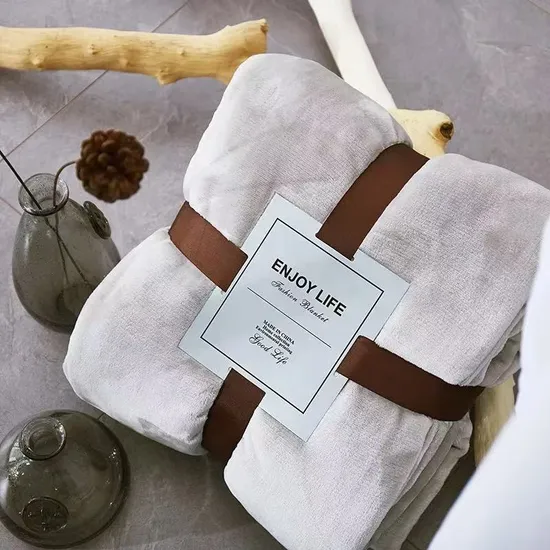 Premium Flannel Throw Blanket for Ultimate Comfort and Warmth