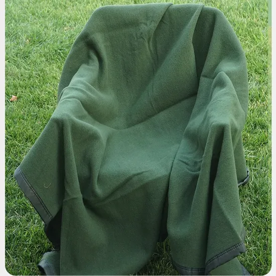 Grass Green 30% Wool 70% Polyester Warm Thick Blanket Autumn and Winter