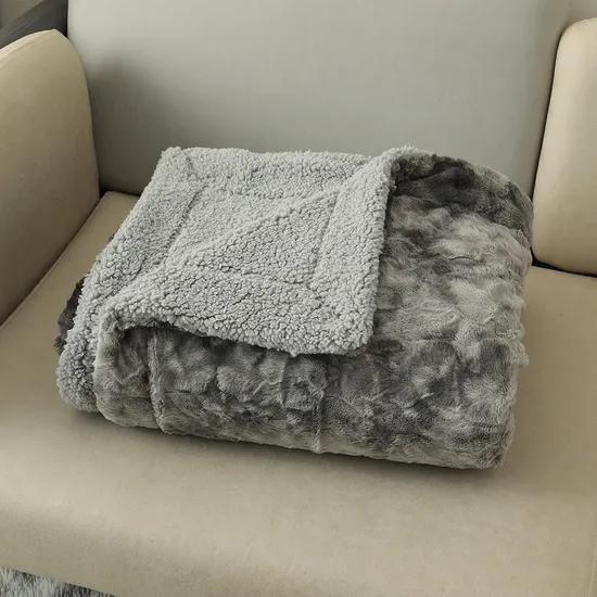 Custom Design Furry Faux Fur Blanket Luxury Tie Dye Sofa Soft PV Fleece Blanket in Bulk