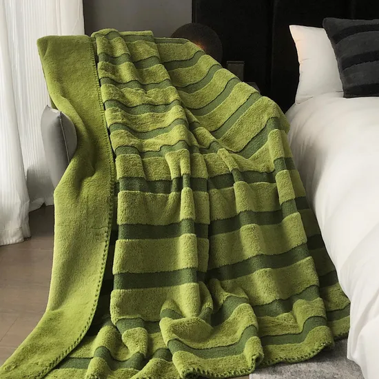 Geometric Elements Solid Color Vintage Blanket with Shell Embroidered Edge