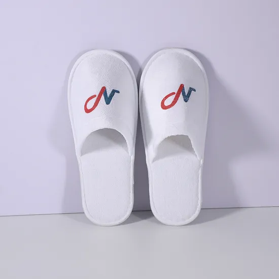 Hot Selling Hotel Slippers with Customized label Logo Luxury Slippers