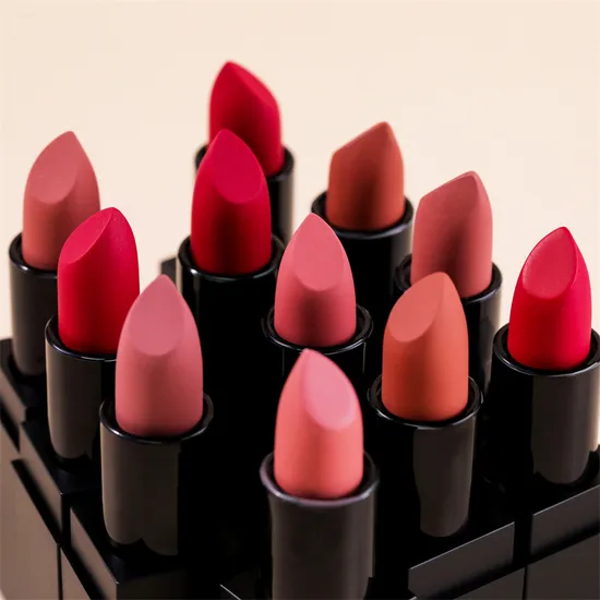 Nude Pink Red Non Sticky Matte Private Label Lipstick
